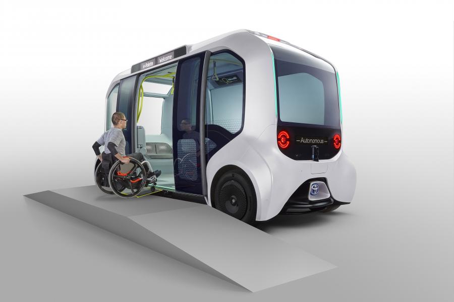  Toyota e-Palette 2019 года  (фото 11 из 29)